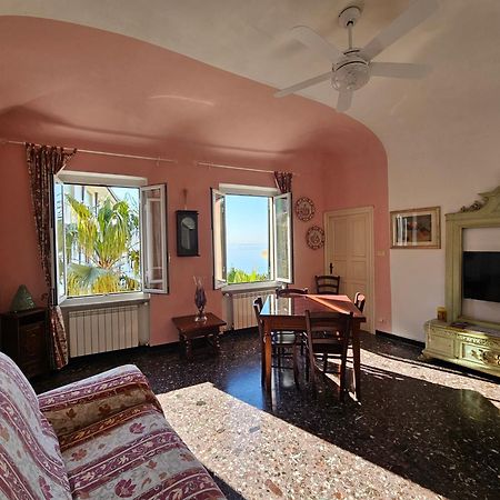 Le Finestre Sul Mare Apartment Албисола Марина Екстериор снимка