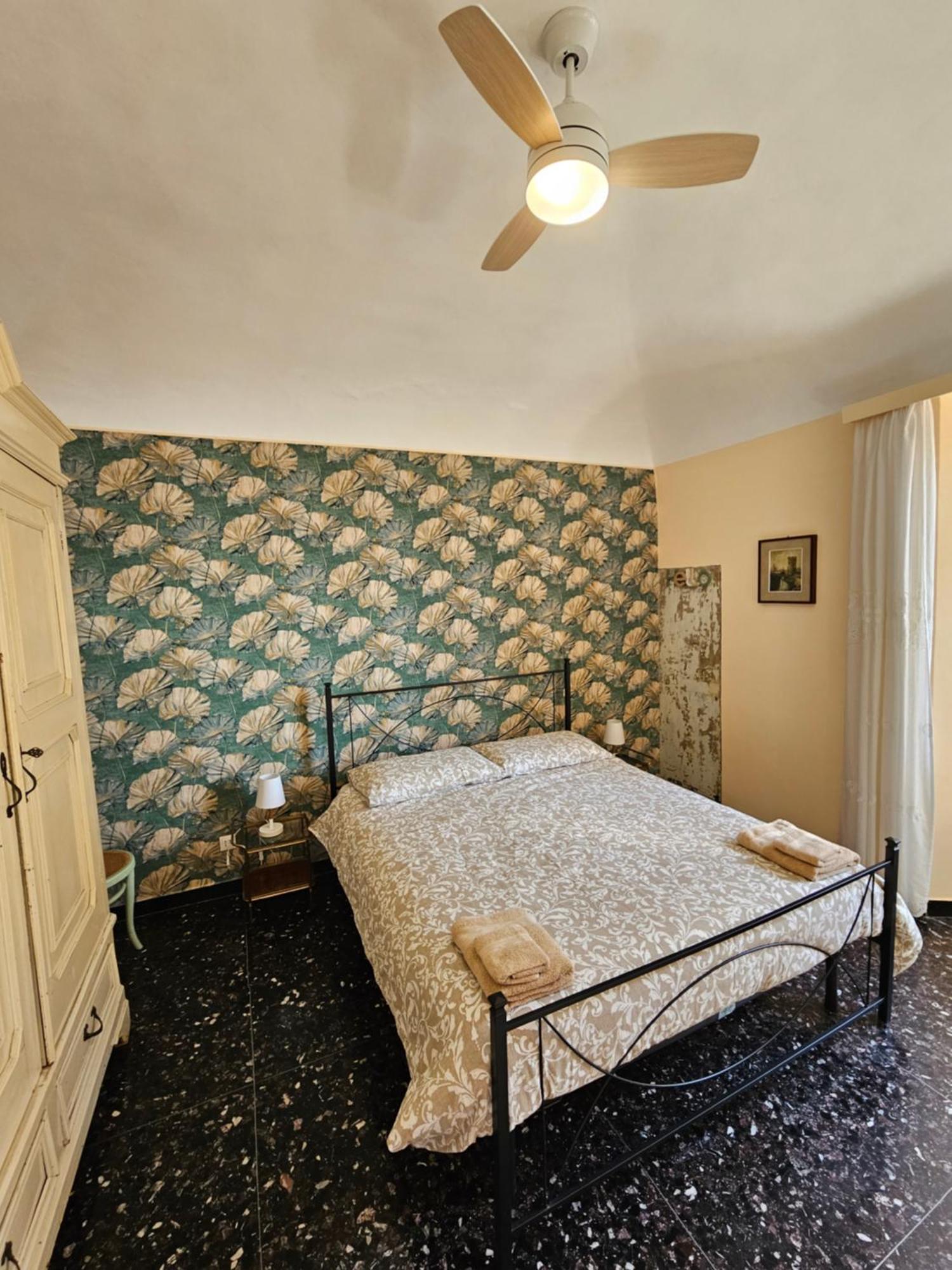 Le Finestre Sul Mare Apartment Албисола Марина Екстериор снимка